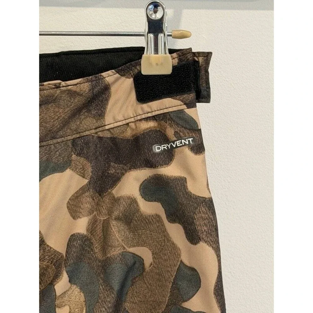 The North Face Dryvent Camo Ski Snow Pants EZ Grow Boys Size M 10